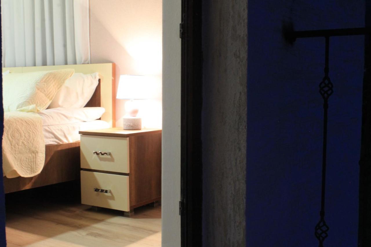 Hotel Marliza Μέστια Εξωτερικό φωτογραφία